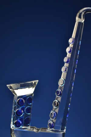  Saxofoon met blauw kristal