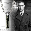 Tom Hardy geïnspireerd door Swarovski ketting man