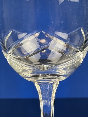 Kristallen wijnglas slinger
